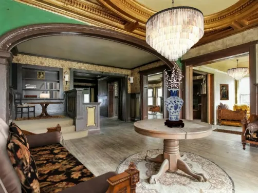 Old Calahaghan Mansion 