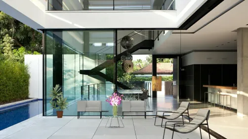 Pool lounge