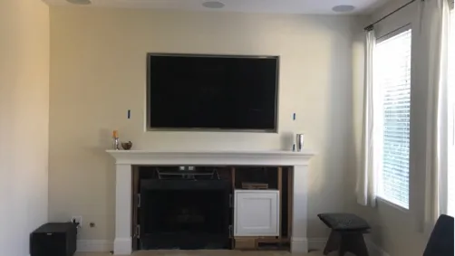 TV -fireplace wall