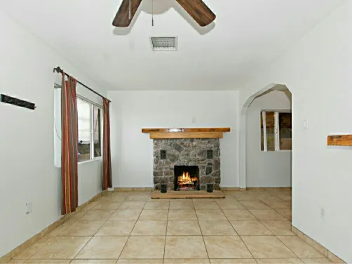 Comedor, en esta segunda reforma subiré tambien habitaciones en blanco, sigue esta reforma