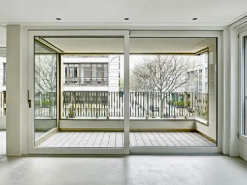 No.8 ERS318 by Rutchevelle