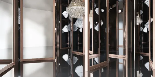 The mirror room