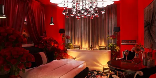 Honeymoon Suite 