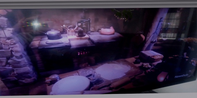 picture of hobbit kitchen 