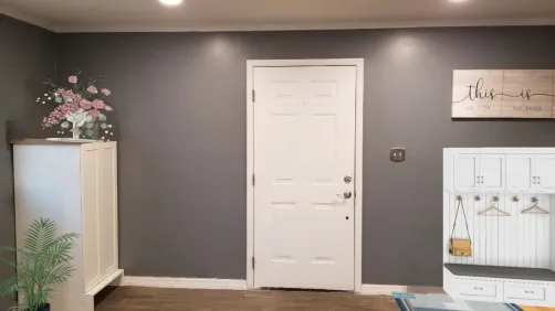Kellys Entryway 