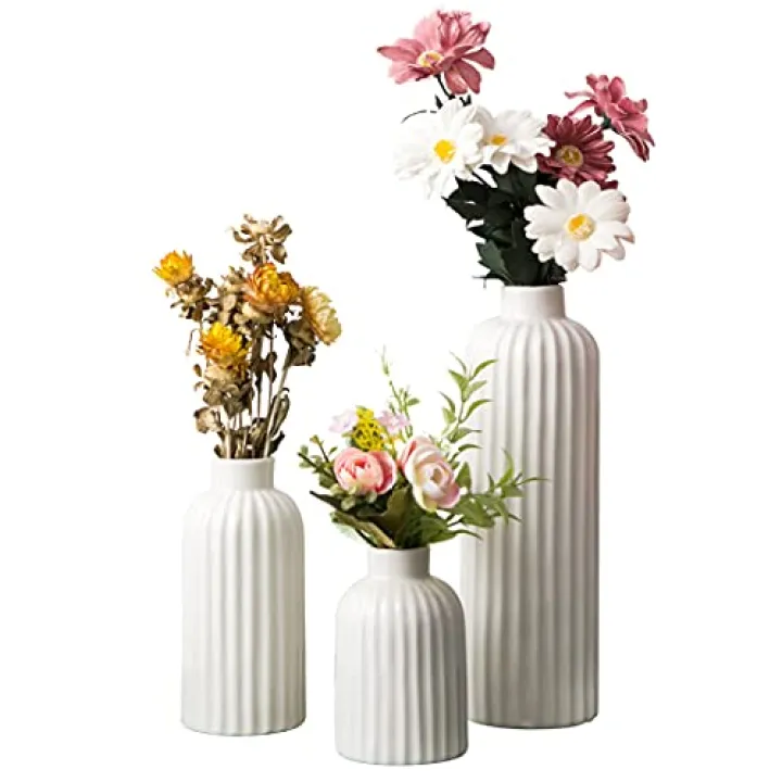 Vellarr Set of 3 White Ceramic Vase, Smooth Glaze Finish Flower Vases, Gift for Wedding Special Occasion Dried Floral Arrangements Home Office Spa Decor (3 Sizes in Gift Box) (Ivory Color)