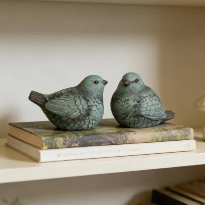 Cynkeyee Bird Statues for Home Decor - Set of 2 Resin Bird Figurines Home Decor,Decorative Tabletop Accents, Small Bird Decor Perfect for Easter Decorations, Beautiful Animal Figurines