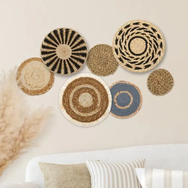 7 Pack Boho Wall Basket Decor, Hanging Woven Wall Basket Decor, Handmade Seagrass Rattan Wicker Boho Wall, Round Flat Seagrass Baskets Wall Art for Farmhouse Bedroom Living Room Display