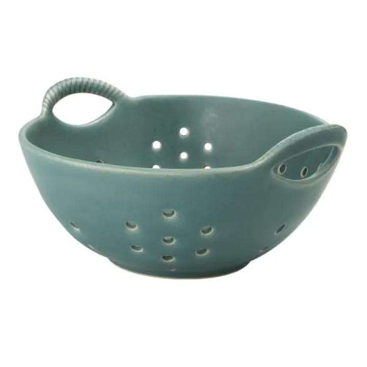 Amitofo Matte Glaze Ceramic Berry Colander Bowl with Handles – 8.5" Handle-to-Handle × 8" Bowl Dia × 3.3" High – Rustic Stoneware Drain Bowl for Fruit, Berries, and Kitchen Decor (Matte Green)