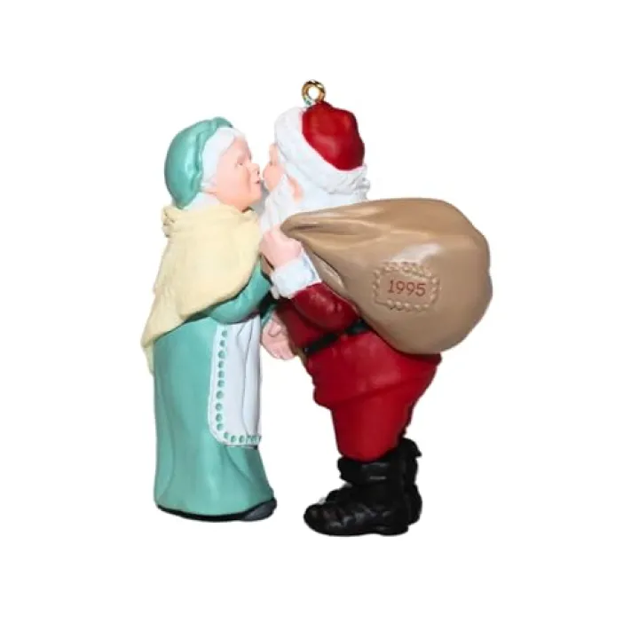 Hallmark 1995 Ornament Mr. and Mrs. Claus Christmas Eve Kiss # 10 Series Dated 1995