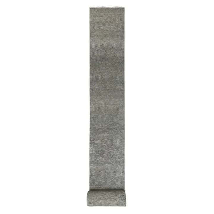 Shahbanu Rugs Gauntlet Gray Modern Grass Design Hand Knotted Pure Wool Tone On Tone XL Runner Rug (2'5"x30'3")