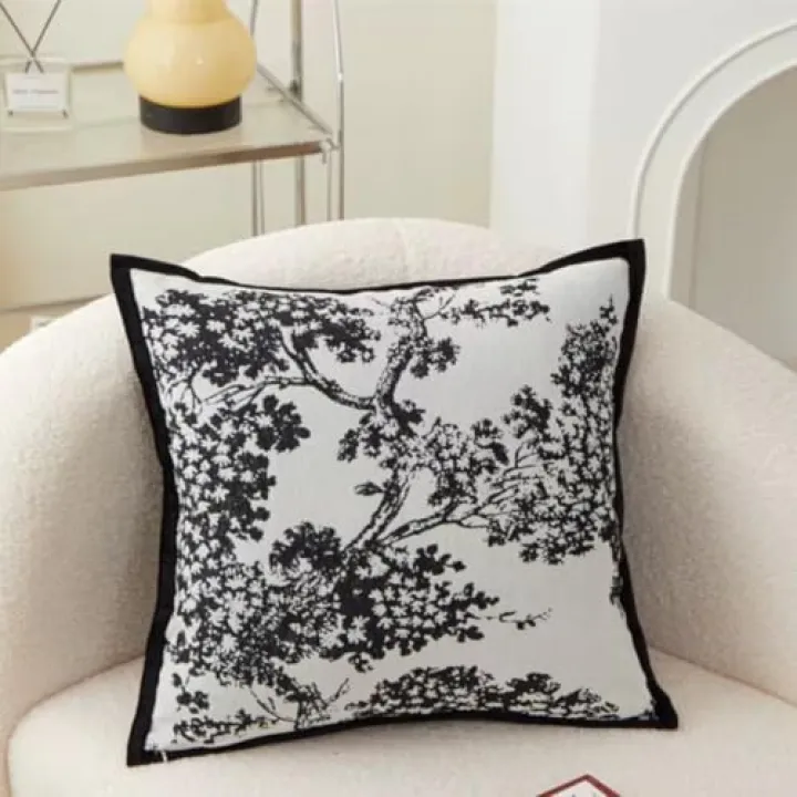 ALLTHINGVB 2Pcs 18x18in Pillow Covers Decorative European Jacquard Vintage Stereo Sofa for Home Decor, Sofa Living Room, Couch, Bed. fit 20x20in Inserts (Midnight Luxe/Black)