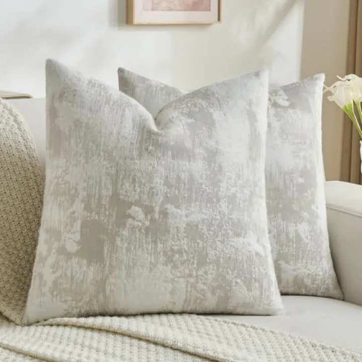 FUTEI Beige White Decorative Throw Pillow Covers 18x18 Inch Set of 2,Jacquard Weave Cushion Case in Soft Faux Cashmere,Modern Home Decor for Couch Living Room