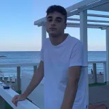 user-avatar